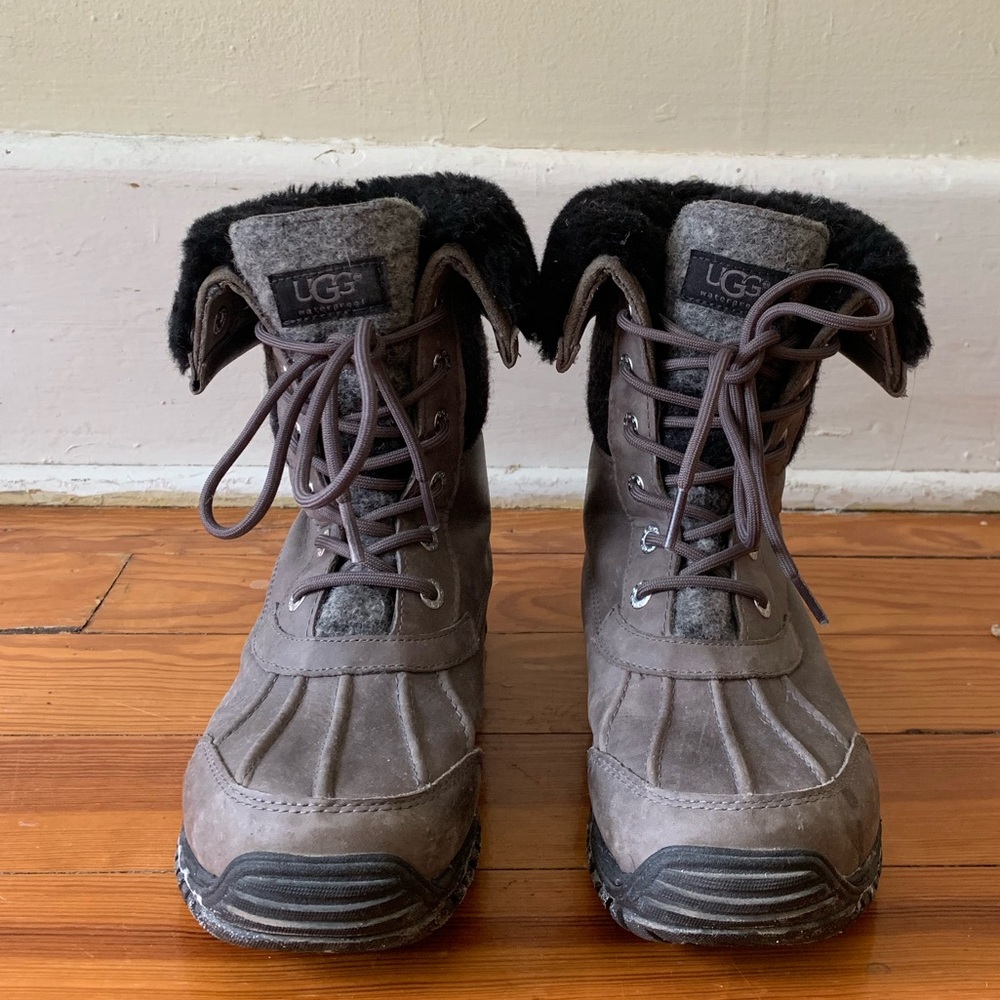 UGG WaterProof Snow Bootie